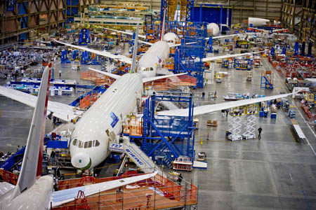 In Boeing Dispute, Growing Controversy Clouds Facts