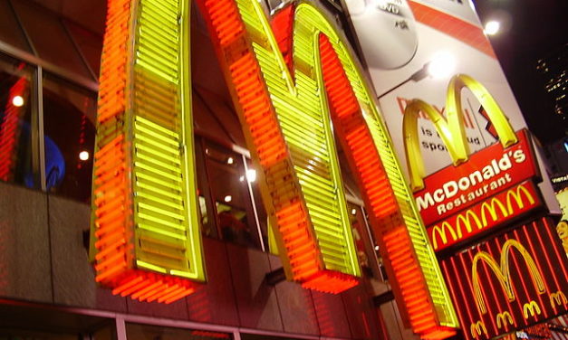 The Public Costs of Low Wages Paid by the Fast-Food Industry